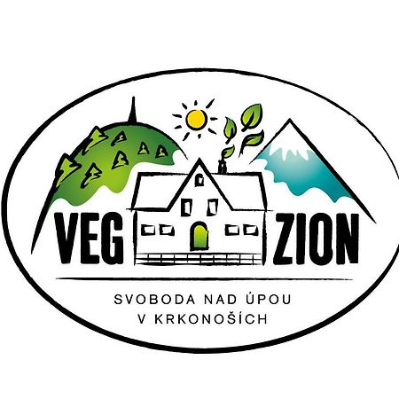 Vegzion - Vegan B&B Svoboda nad Upou Ngoại thất bức ảnh