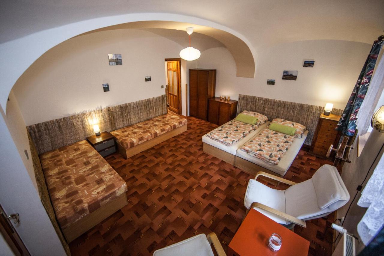 Vegzion - Vegan B&B Svoboda nad Upou Ngoại thất bức ảnh