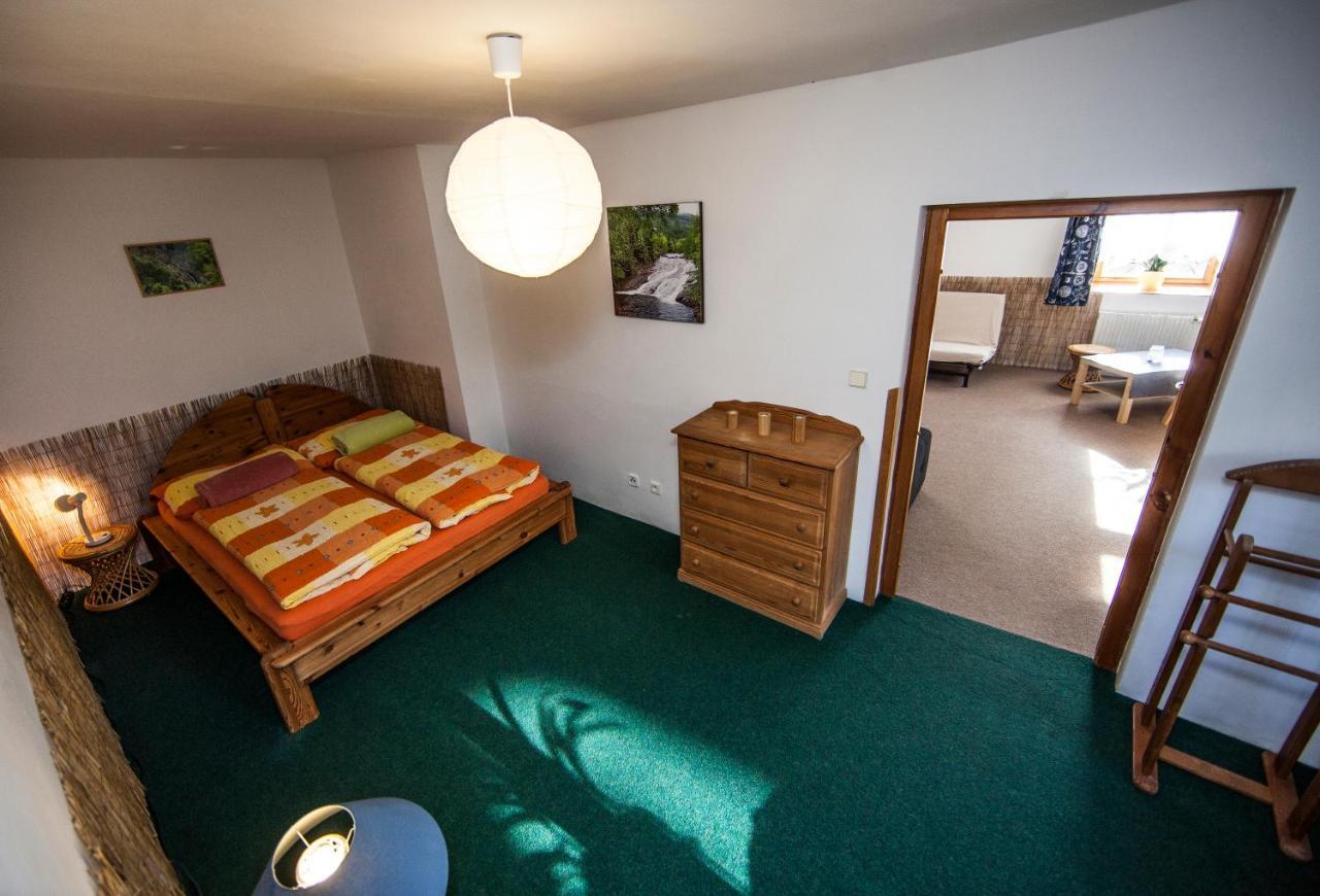 Vegzion - Vegan B&B Svoboda nad Upou Ngoại thất bức ảnh